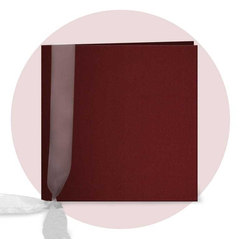 Immagine prodotto: Libretto messa formato quadrato, spillato in cartoncino pregiato tipo: PLIKE BORDEAUX